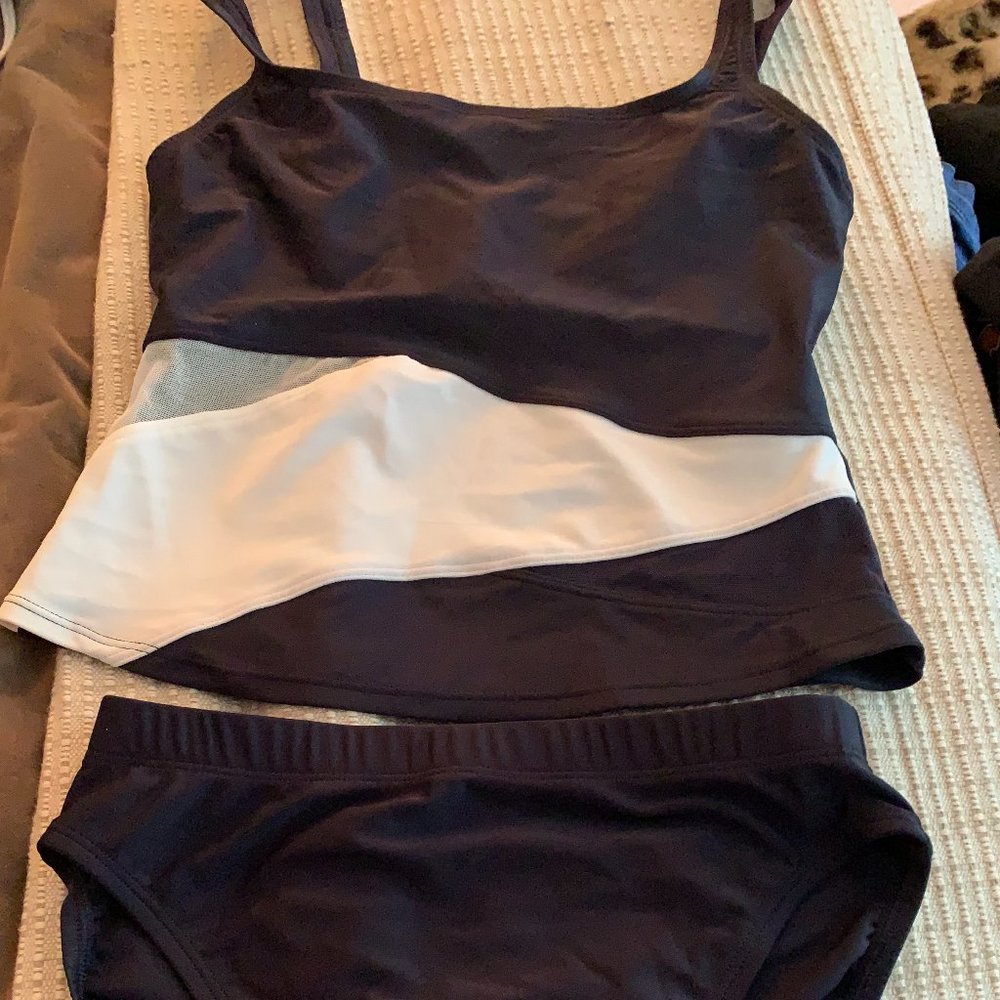 Ann Cole Tankini NWOT Navy Blue/White Tag Sz 12 but Small Fit!